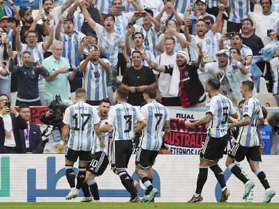 Futbalisti Argentíny sa radujú z gólu