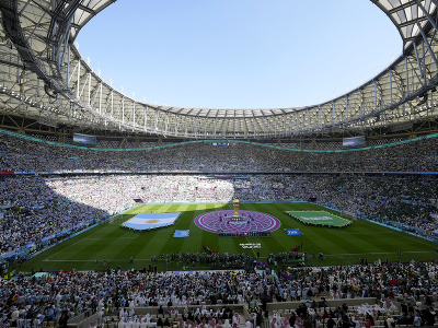Hráči Argentíny a Saudskej Arábie nastupujú na úvodný zápas na MS v Katare