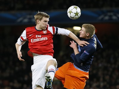 Per Mertesacker a Gaetan Charbonnier