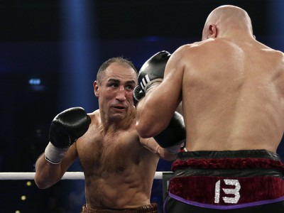Arthur Abraham vs Mehdi Bouadla 