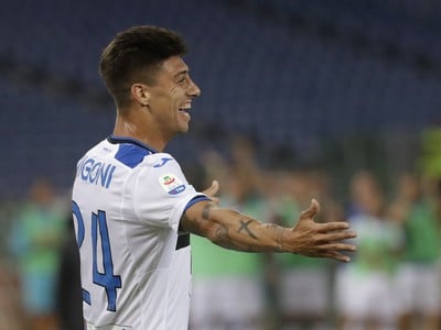 Emiliano Rigoni oslavuje gól