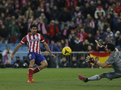 Diego Costa strieľa gól Atletica Madrid