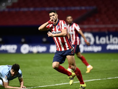 Luis Suarez oslavuje gól do siete Celty Vigo