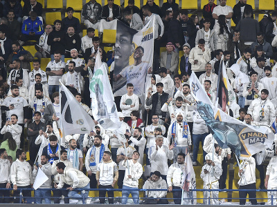 Fanúšikovia počas súboja Atlética s Realom v Rijáde