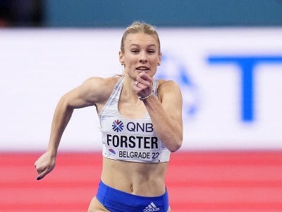 Slovenská šprintérka Viktória Forsterová počas rozbehu na 60 m na 18. halových majstrovstvách sveta v Belehrade