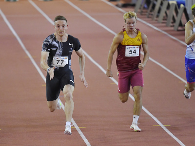 Vľavo Ján Volko v pretekoch na 60 metrov počas 21. ročníka Atletického mítingu Elán v Bratislave