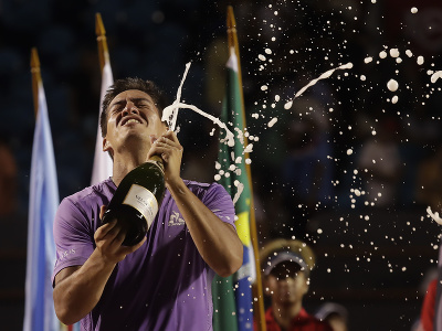 Sebastián Báez oslavuje triumf v Riu de Janeiro