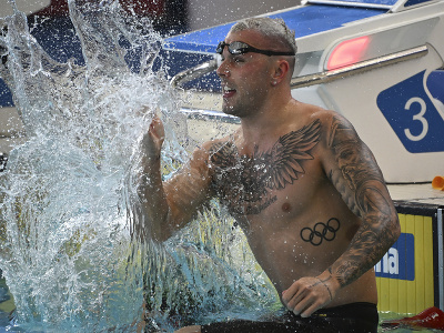 Austrálsky plavec Kyle Chalmers triumfoval v disciplíne 100 m v. sp.