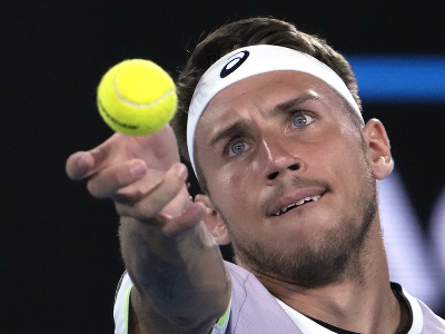 Slovenský tenista Alex Molčan počas 2. kola Australian Open