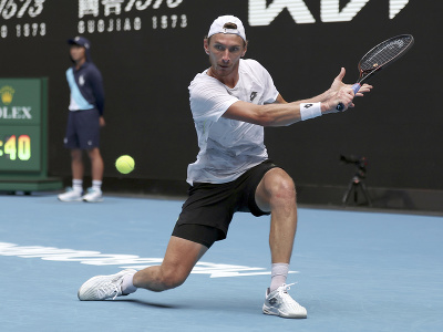 Lukáš Klein a jeho akrobatický úder v 2. kole Australian Open
