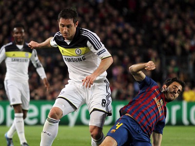 Lampard a Fabregas v súboji