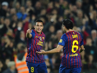 Alexis Sanchez a Xavi