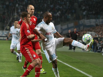 Andre Ayew a Philipp Lahm