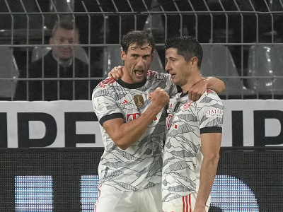 Hráči Bayernu Mníchov oslavujú gól 