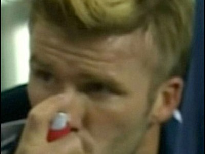 David Beckham s inhalátorom