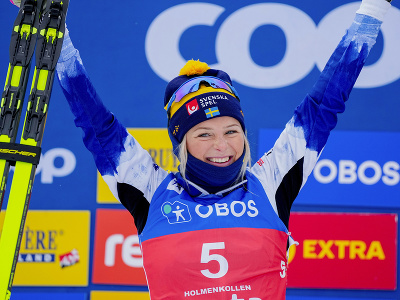 Frida Karlssonová a jej radosť z víťazstva v pretekoch Svetového pohára