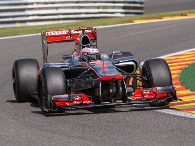 Z pole position v Belgicku odštartuje Jenson Button
