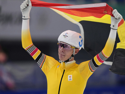 Belgický rýchlokorčuliar Bart Swings získal na ZOH v Pekingu zlatú medailu v pretekoch s hromadným štartom
