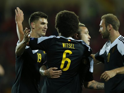Radja Nainggolan oslavuje prvý belgický gól