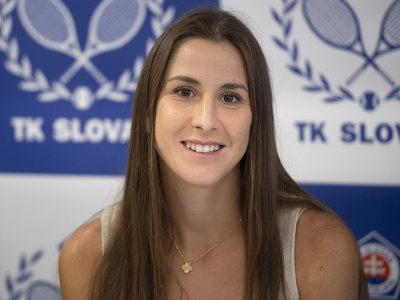 Na snímke členka Tenisového klubu Slovan Bratislava, olympijská víťazka Belinda Benčičová počas tlačovej konferencie 6. augusta 2021 v Bratislave