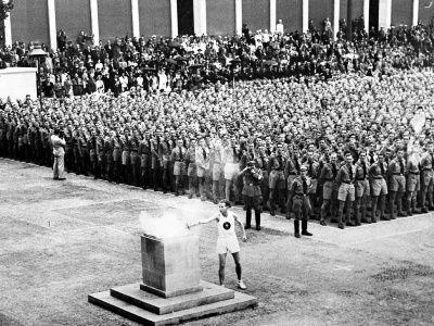 Otvárací ceremoniál hier v Berlíne v roku 1936