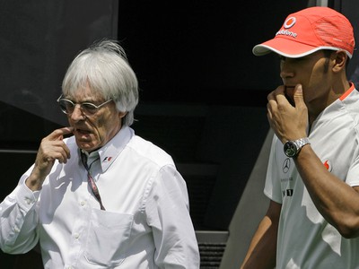 Bernie Ecclestone a Lewis Hamilton