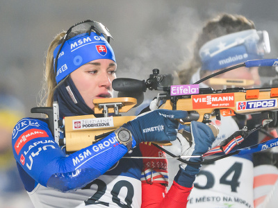 Strieľajúca slovenská biatlonistka Paulína