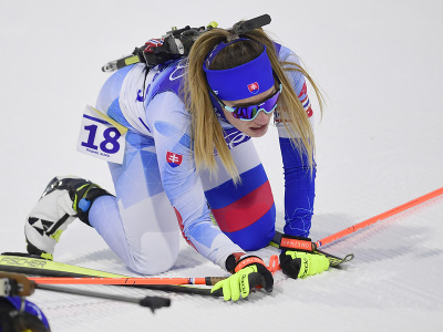 Na snímke slovenská biatlonistka Paulína Fialková v cieli v šprinte žien na 7,5 km na zimných olympijských hrách ZOH 2022 v Pekingu