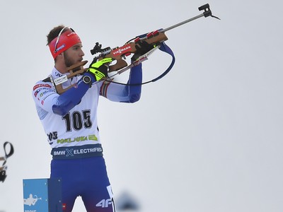 Na snímke slovenský reprezentant Šimon Bartko na strelnici počas vytrvalostných pretekov mužov