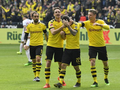Borussia Dortmund stále živí nádej na titul, ale nemá to vo svojich rukách