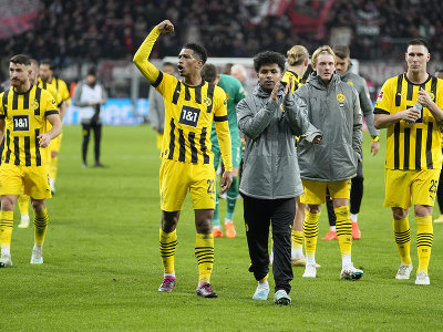 Hráči Borussie Dortmund sa radujú z víťazstva