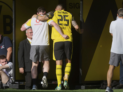 Zranený Niklas Süle pri
