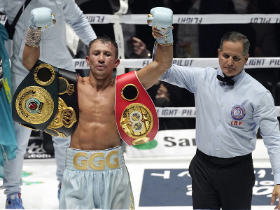 Gennadij Golovkin v sobotu získal aj opasok majstra sveta WBA v strednej váhe.