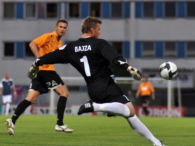 Pavol Bajza bude hráčom talianskeho prvoligového klubu Parma až do júna 2018.