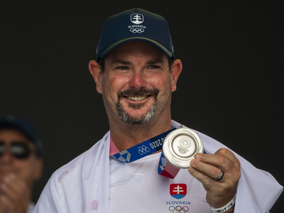Strieborný medailista v golfe z XXXII. letných OH 2020 v Tokiu Rory Sabbatini počas záverečného ceremoniálu Olympijského festivalu a oslavy zisku medailí, ktoré slovenskí športovci vybojovali na Hrách XXXII. olympiády v Tokiu