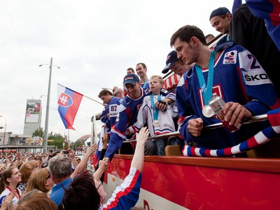 Strieborní hokejisti dorazili do Bratislavy