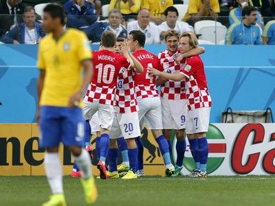Radosť Chorvátov po góle do siete Brazílie