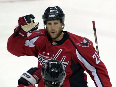 Brooks Laich skóroval proti Chicagu