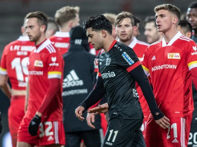Bundesligový zápas poznačilo rasistické správanie voči hráčovi hostí Nadiemovi Amirimu
