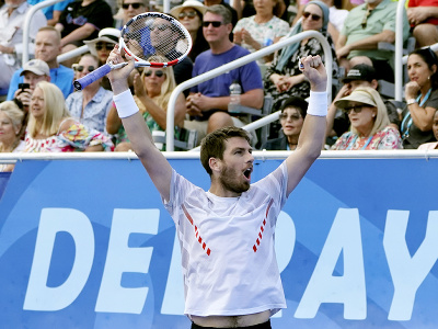 Britský tenista Cameron Norrie zvíťazil vo finále dvojhry na turnaji ATP v Delray Beach nad domácim Američanom Reillym Opelkom