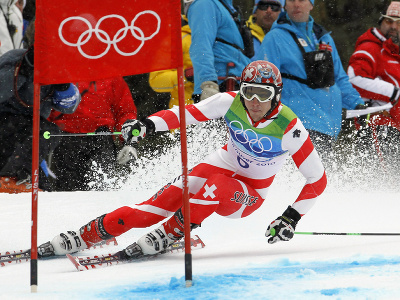 Švajčiarsky lyžiar Carlo Janka ukončí tento týždeň vo Wengene kariéru