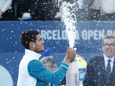 Španielsky tenista Carlos Alcaraz sa stal víťazom turnaja ATP 500 v Barcelone