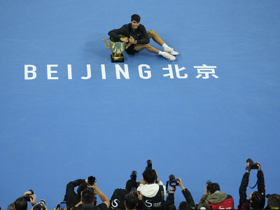 Španielsky tenista Carlos Alcaraz sa stal víťazom turnaja ATP 500 v Pekingu