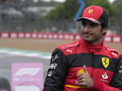 Carlos Sainz sa dočkal premiérového pole position