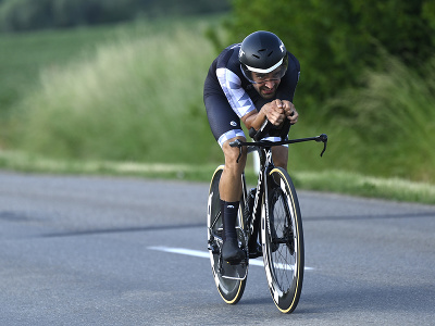 Na snímke víťaz Roland Kuba na trati v časovke jednotlivcov, kategórie muži elite na 40 km SVK počas spoločných MSR a MČR v cestnej cyklistike