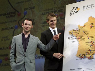 Mark Cavendish a Andy Schleck predstavujú TdF 2011
