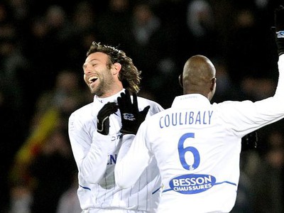 Hengbart a Coulibaly sa