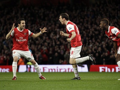 Fabregas, Squillaci a Djourou