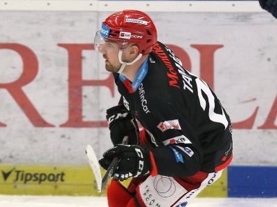 Alex Tamáši v drese