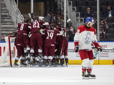 Lotyšskí hokejisti senzačne zdolali